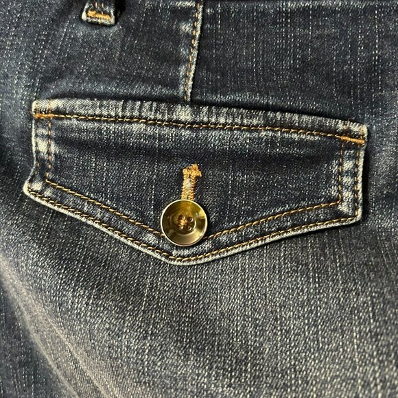 White House Black Market Denim Jean Mini Skirt Button Size 4 Retro Unique - Picture 5 of 5